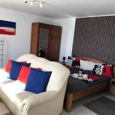 Leander Apartman Balatonakali Exteriér fotografie